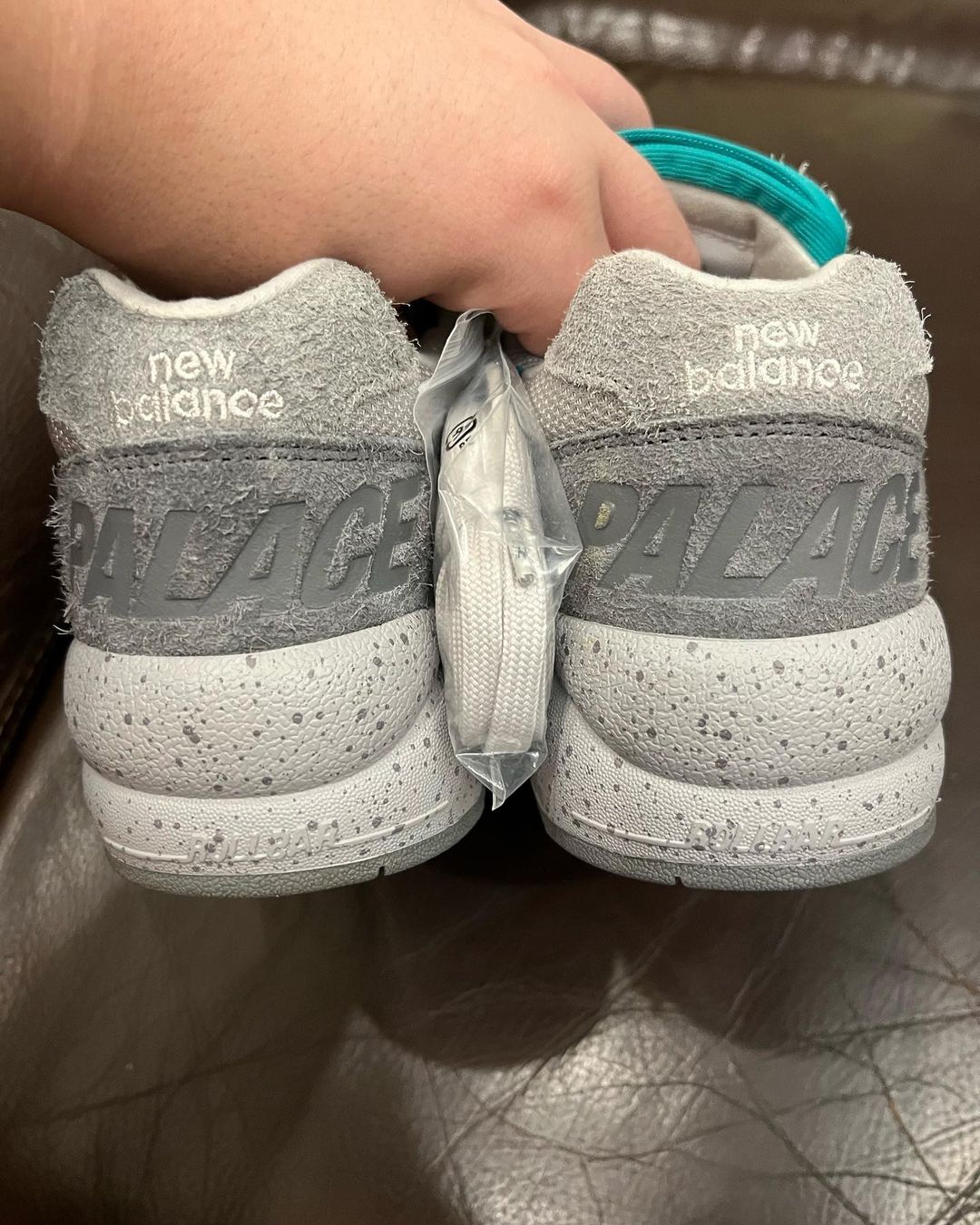 板系 DNA 與跑鞋的完美結合！Palace x New Balance MT580 全新聯乘鞋款率先曝光