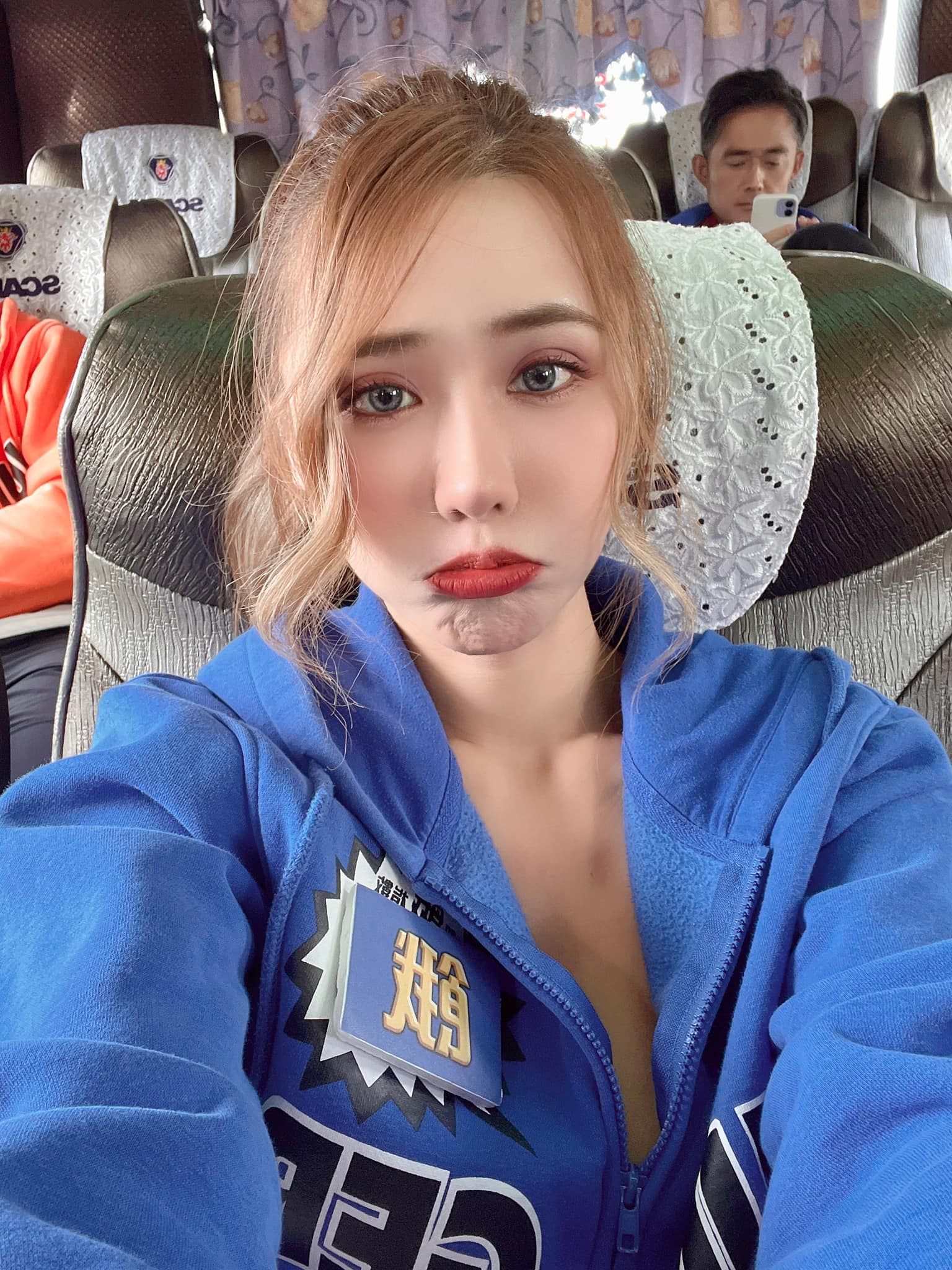 影／網美圈 7 成都有在賣？她公開潛規則反遭姊妹翻臉　下秒再補槍：反駁的就是