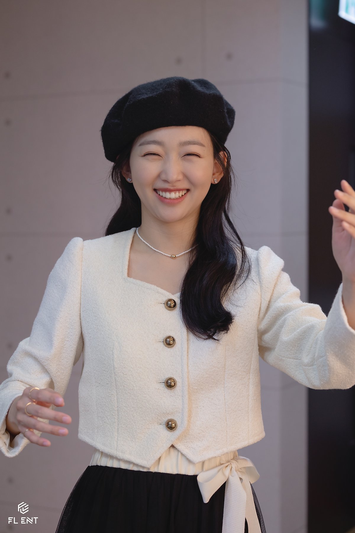 盤點 9 位韓星演員「出道前職業」！表藝珍曾是大韓航空空姐，「他」不僅背景超狂，更是身價破億的富二代！