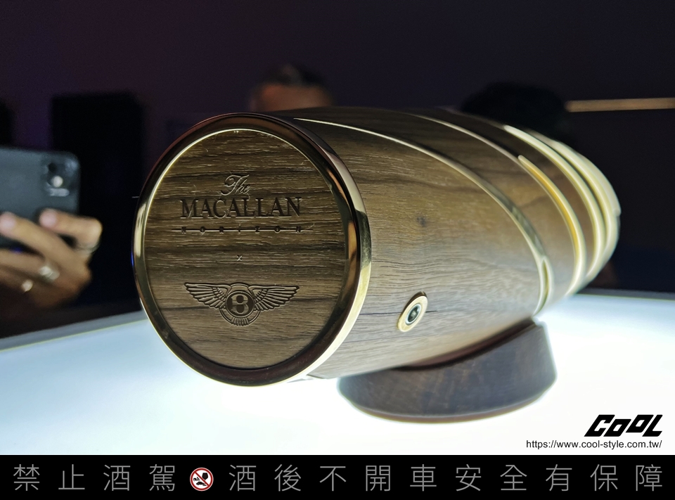 麥卡倫攜手賓利汽車重磅揭曉「麥卡倫Horizon原型」概念威士忌！臥式水平 180 度旋轉造型酒瓶美呆了！