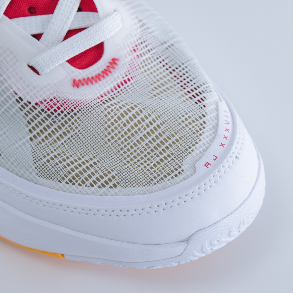 COOL 開箱｜科技性能全面凌駕超越！全新 Air Jordan XXXVII 實鞋一覽，七大設計重點告訴你！