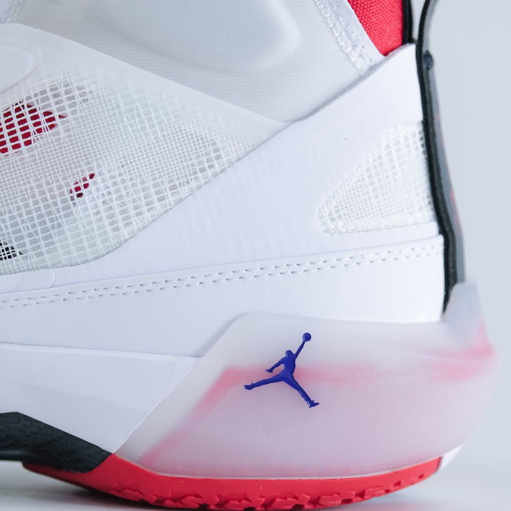 COOL 開箱｜科技性能全面凌駕超越！全新 Air Jordan XXXVII 實鞋一覽，七大設計重點告訴你！