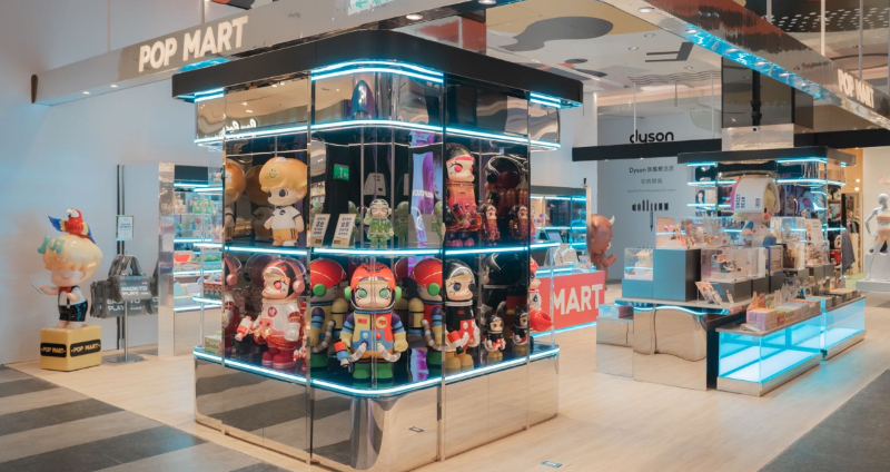 殿堂級潮玩降臨！台灣首店 POP MART 插旗信義區「5 大超人氣系列」一字排開，開幕限定品六連發！