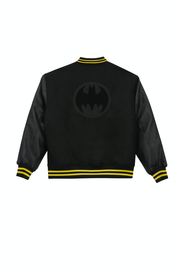 復古水洗加上經典美式漫畫！ GUESS Originals X 《蝙蝠俠 Batman》膠囊系列重磅登台！