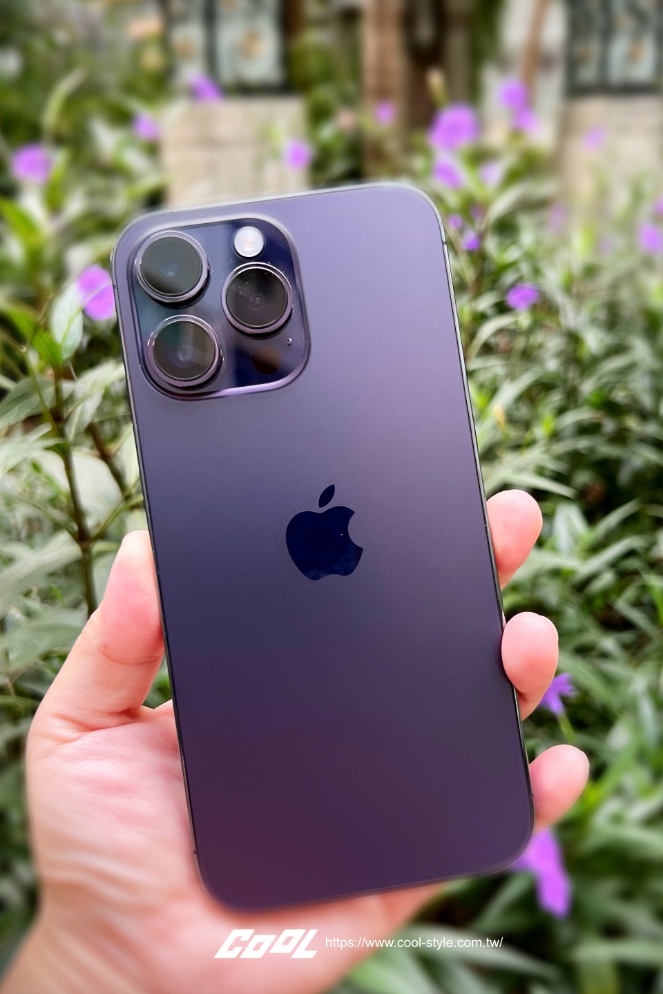 iPhone 14 Pro 和 iPhone 14 Pro Max深紫色