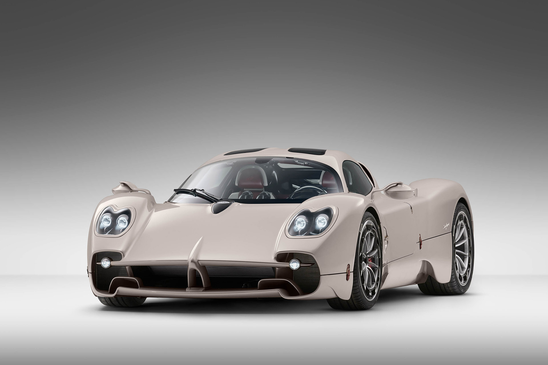 Pagani Utopia-1
