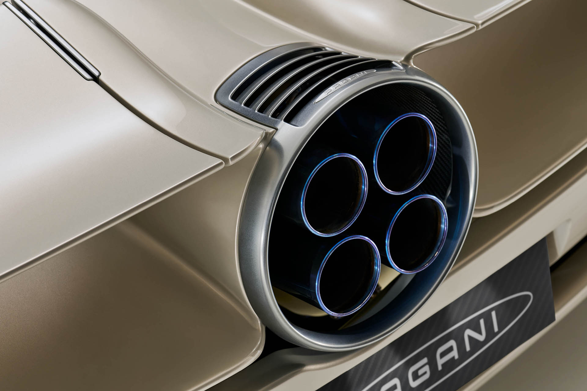 就是藝術品！Pagani 揭示全新 Utopia 全新超跑、限量 99 台！