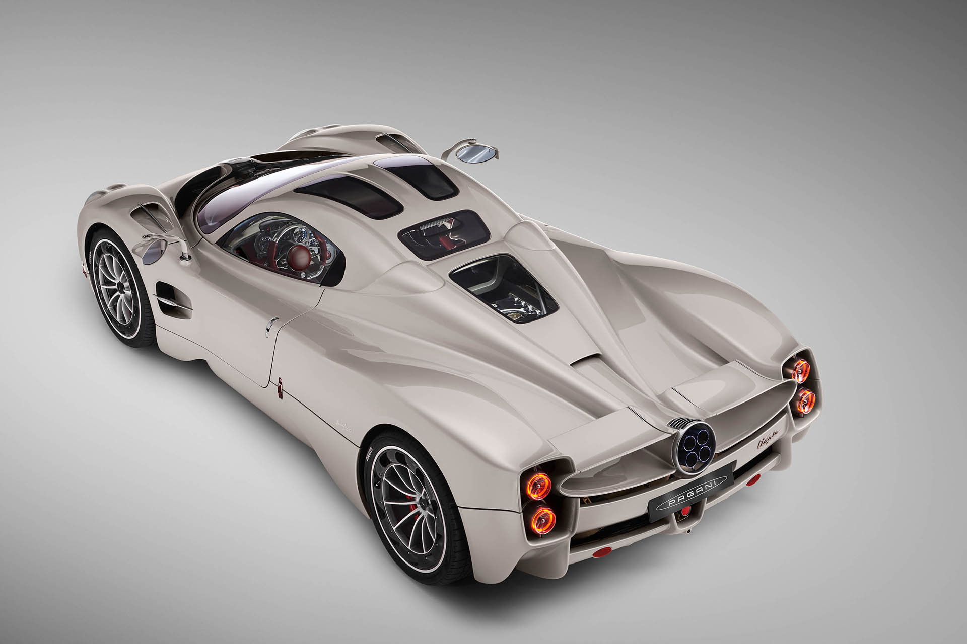 就是藝術品！Pagani 揭示全新 Utopia 全新超跑、限量 99 台！