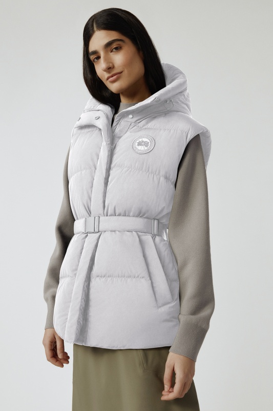 Canada Goose 釋出全新秋冬女性系列！演繹無所畏懼、剛柔並濟的女力新形象