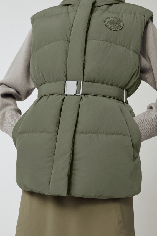 Canada Goose 釋出全新秋冬女性系列！演繹無所畏懼、剛柔並濟的女力新形象