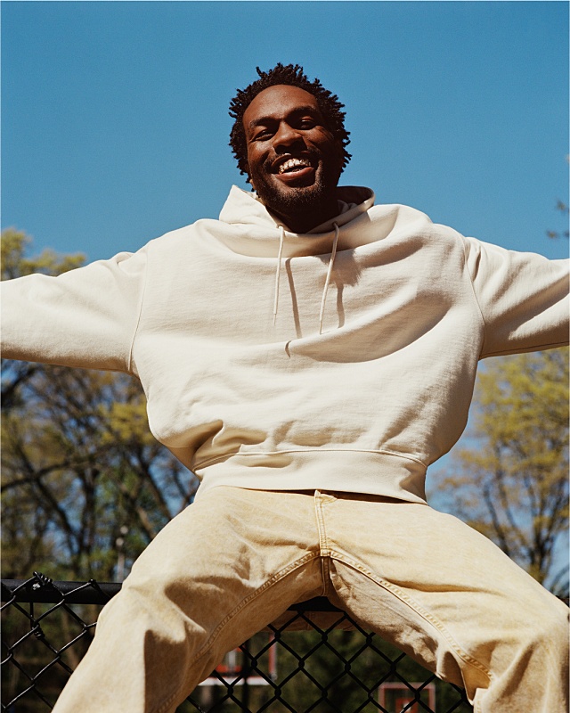 鼻血擋不住！ Calvin Klein 攜手 JENNIE 等多位文化名人共同演繹 2022 秋季形象廣告！