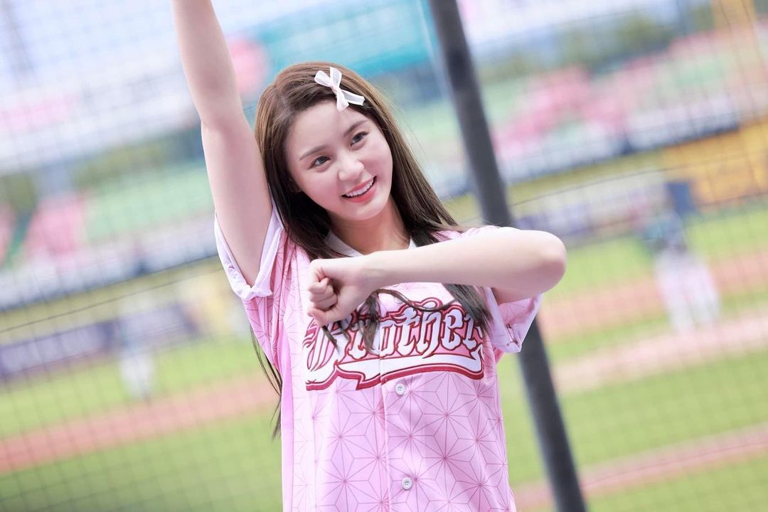 短今球場遭男球迷 2 度碰觸！畫面全被拍下粉絲氣炸　球團第一時間介入處理