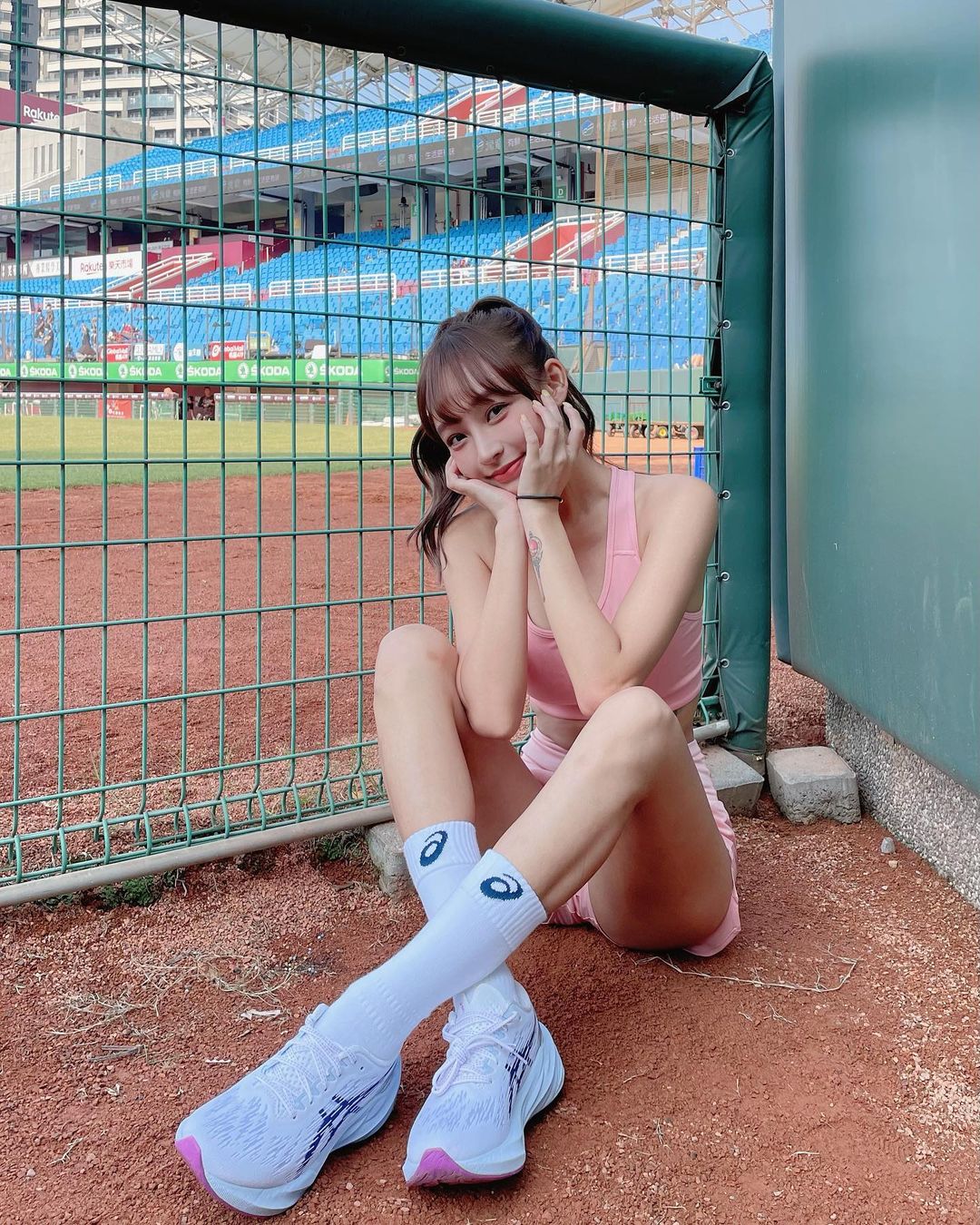 太襄了！林襄連續親了 2 天「激情完事照曝光」　羞認嫩唇已經紅腫了