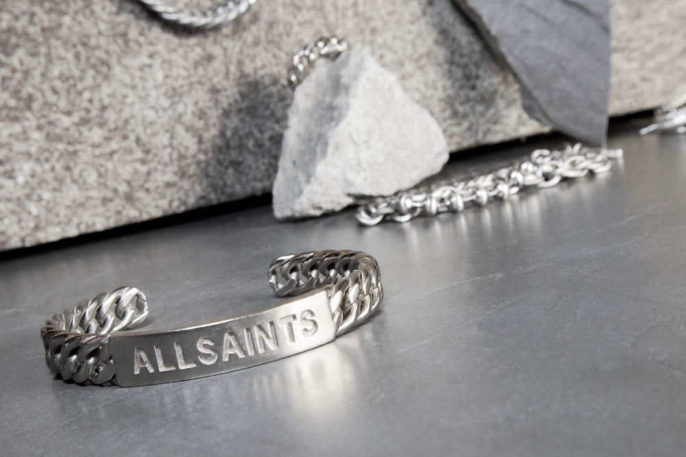 亞洲首位！英國東倫敦品牌 ALLSAINTS 攜手瘦子 E.SO 打造的聯名飾品正式開賣！