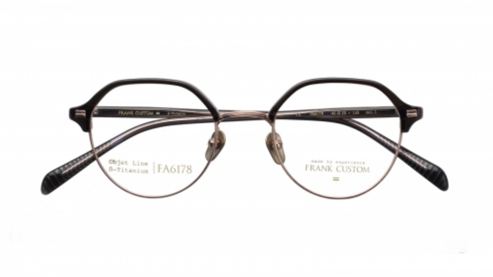 《毒梟聖徒》同款眼鏡你也買得到！韓國精品眼鏡 FRANK CUSTOM 正式登陸台灣，黑嘉嘉成台灣首位代言人！