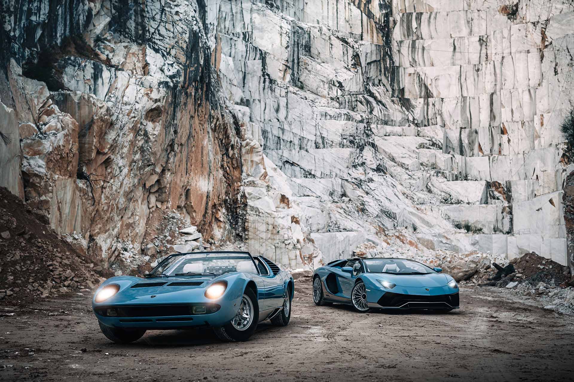 眼眶泛淚！Lamborghini 最後一輛 Aventador 正式下線，復刻經典 Miura Roadster 致上最高敬意