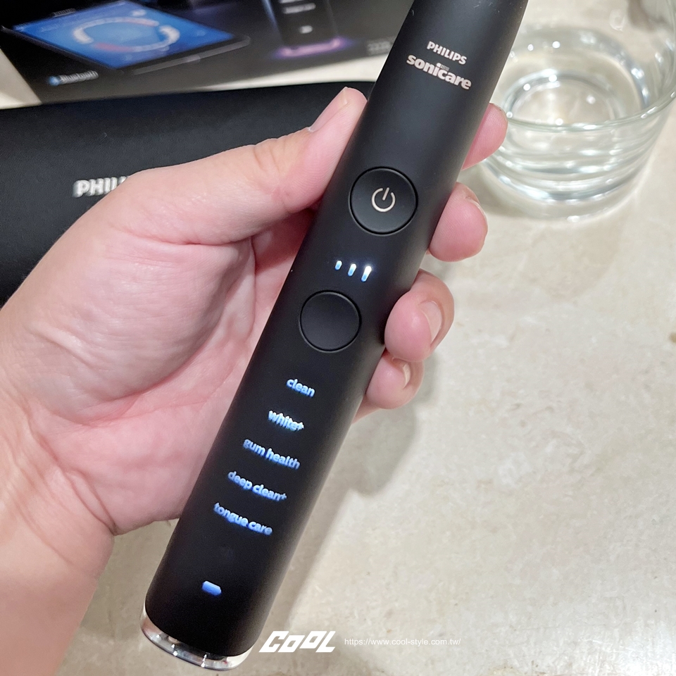 COOL開箱｜360 度各角落刷好刷滿！飛利浦 Sonicare 鑽石靚白智能音波震動牙刷