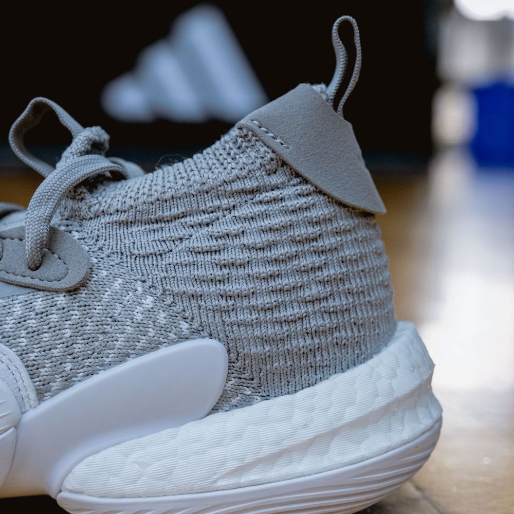 COOL 開箱｜值得入手的新世代球星簽名鞋？酷寒殺手 adidas Trae Young 2 實戰心得分享，性能、質感皆升級！