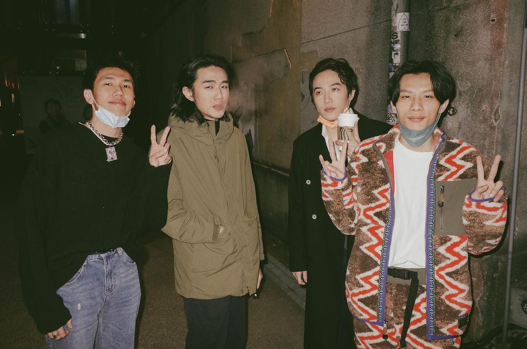 春艷 – 深呼吸 feat. 李權哲 Jerry Li