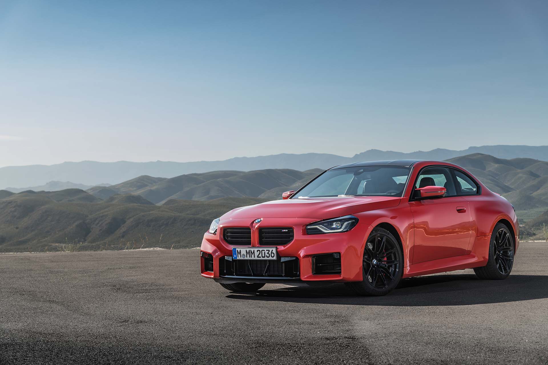 這批更純吧？BMW 新世代 M2 正式登場，手排 + 後驅超到位！