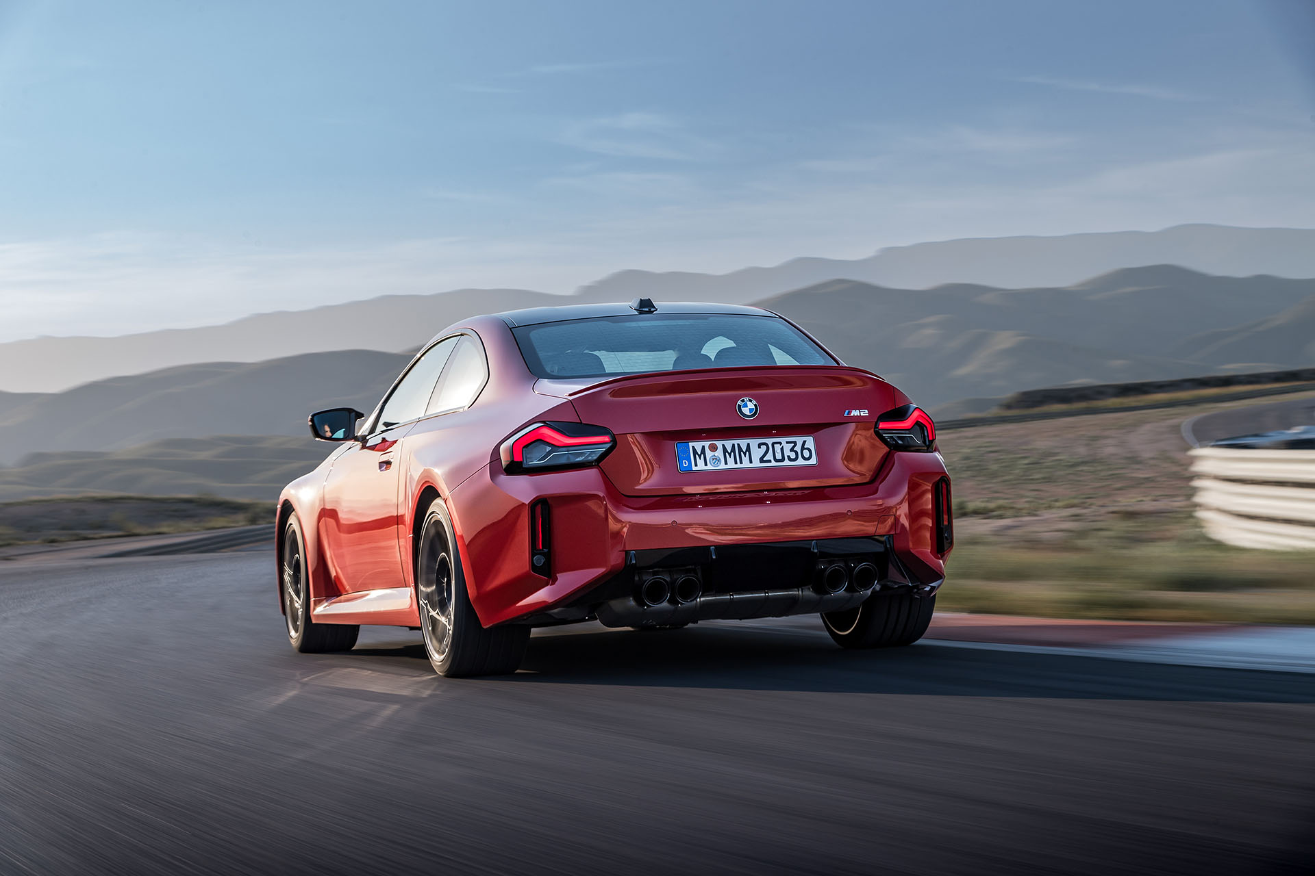BMW M2 G87-1