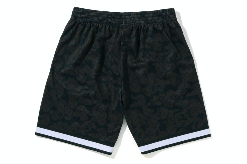 再續人氣之作！BAPE® x MITCHELL & NESS x NBA  三方聯乘系列即將開賣！