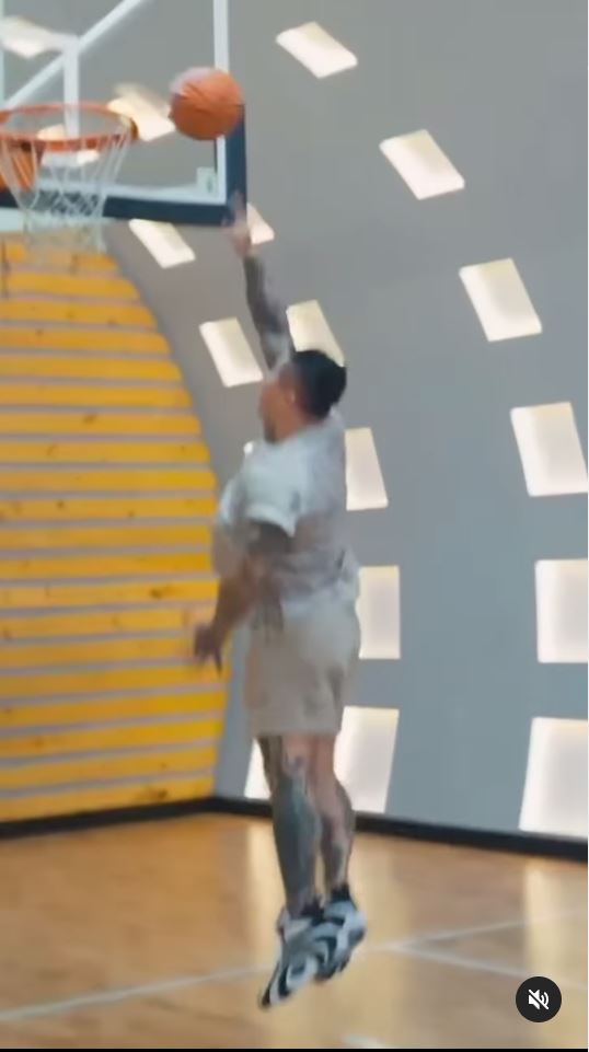 館長