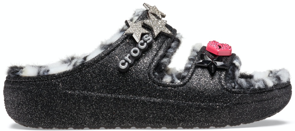 CROCS 歡慶品牌 20 週年！重磅推出 Cozzzy 及 Mega Crush 兩大潮流鞋款！
