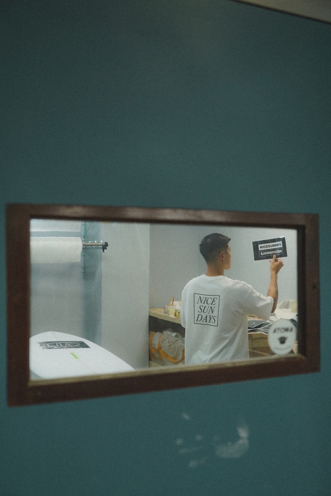 “LIFE’S TOO SHORT, GO SURFING！王信凱主理 NICESUNDAYS 打造衝浪系列，實體快閃店同步登場！