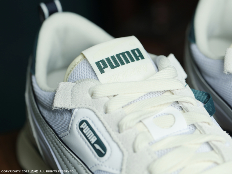 美式復古學院風潮來襲！今年秋冬你還差一雙常春藤綠PUMA Rider FV，準備席捲校園！