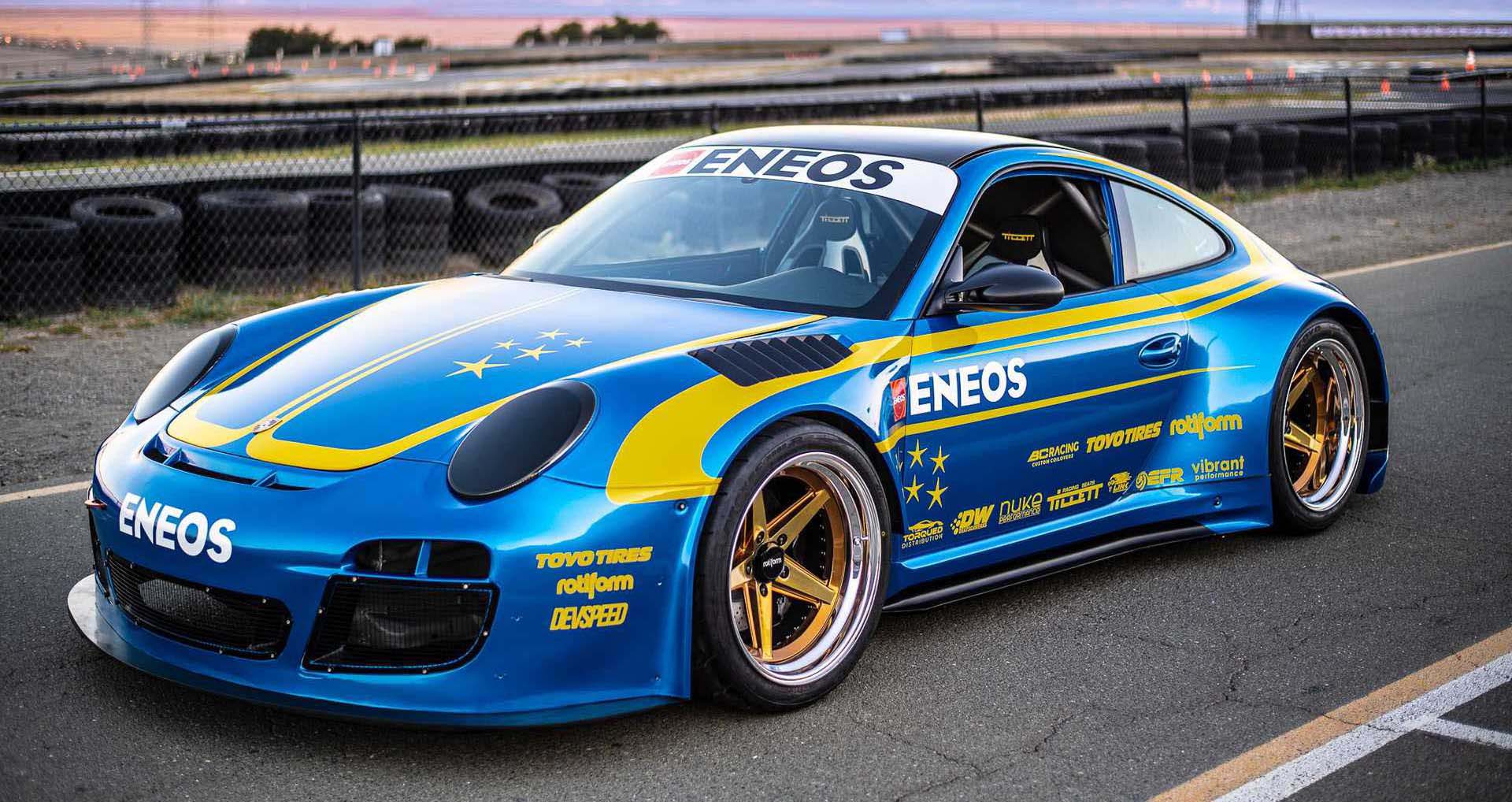 ENEOS Porsche 911 GT3 STi