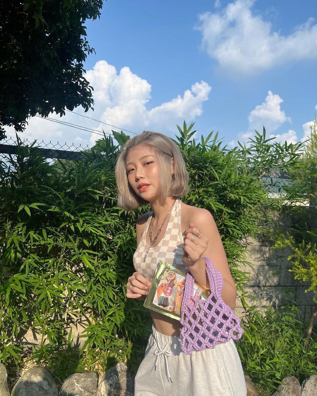 啦啦隊女神合體啦！挑戰雙人瑜珈秀「雙峰相對」超狂照　完美身材再圈粉