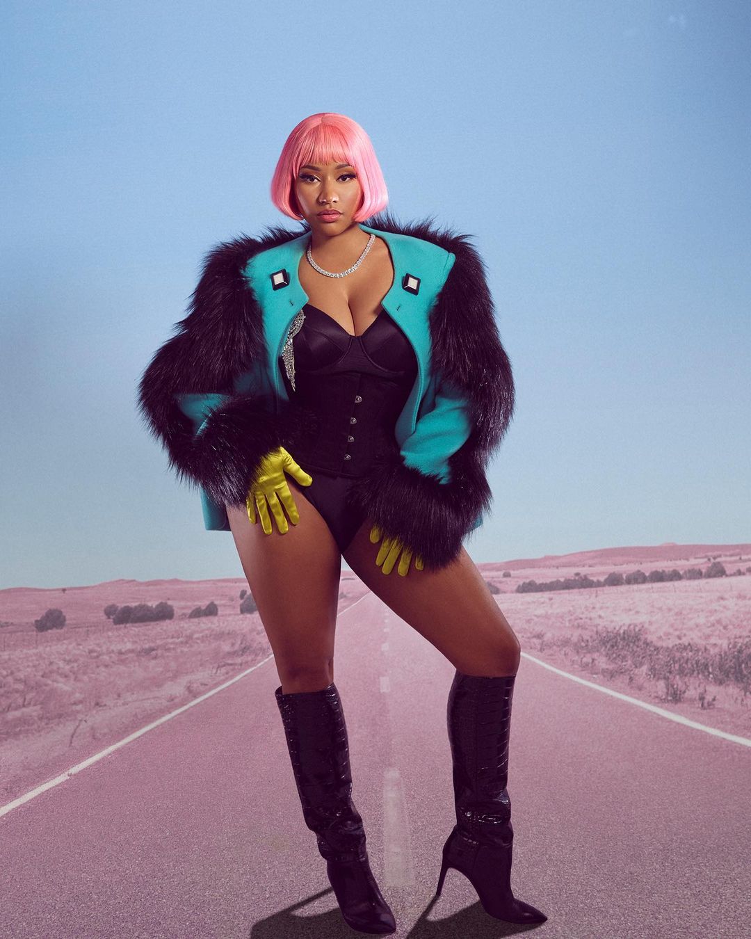 Nicki Minaj、Maluma、Myriam Fares – 〈Tukoh Taka〉