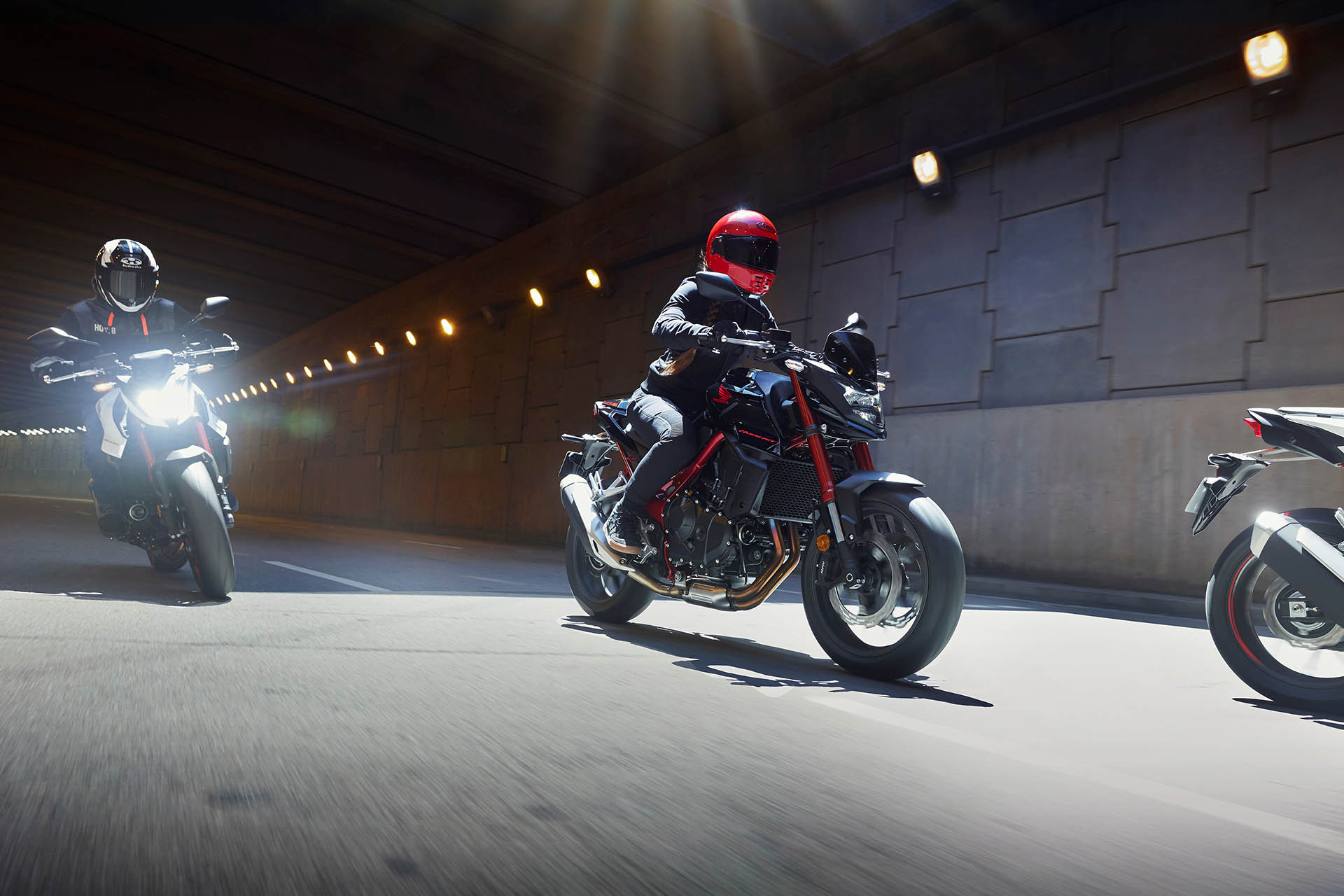 等超久的雙缸黃蜂，Honda CB750 Hornet 歐洲發表！