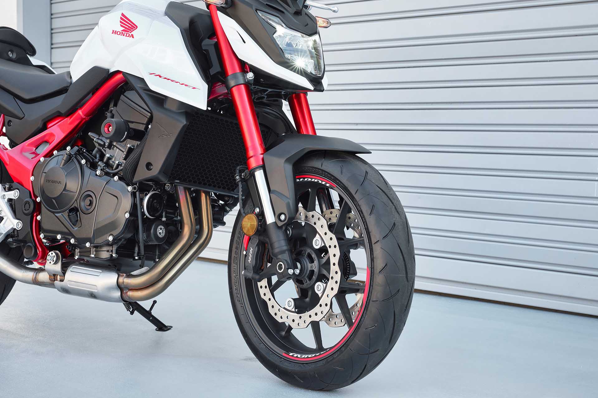 等超久的雙缸黃蜂，Honda CB750 Hornet 歐洲發表！