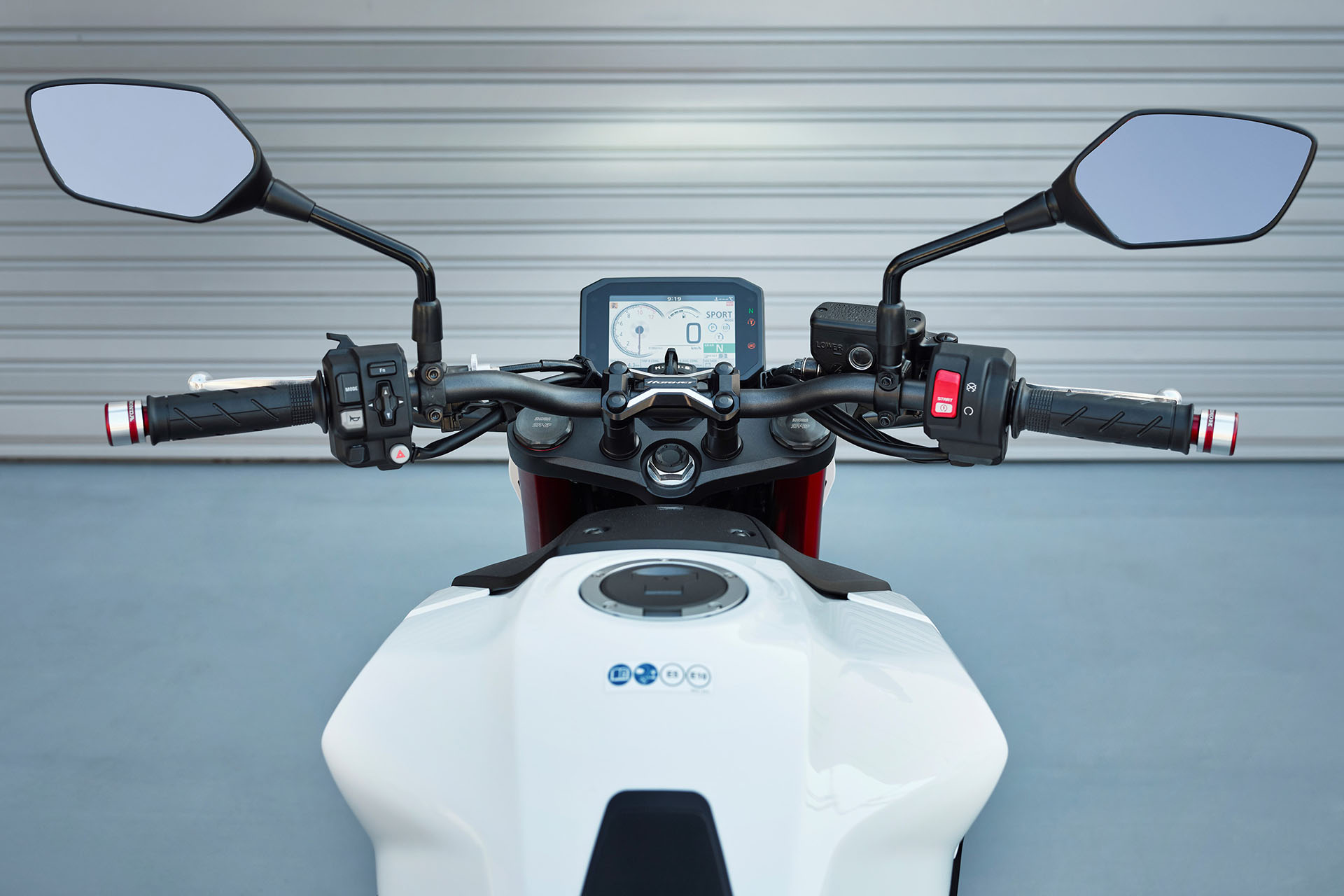 等超久的雙缸黃蜂，Honda CB750 Hornet 歐洲發表！