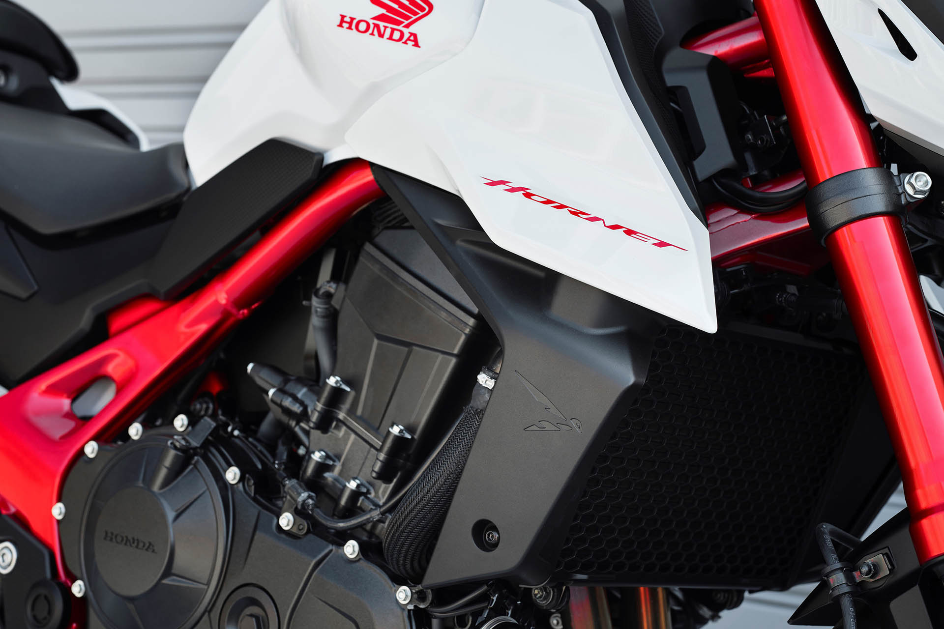 等超久的雙缸黃蜂，Honda CB750 Hornet 歐洲發表！