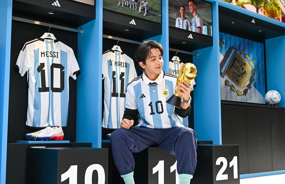 阿根廷&德國休息室、超大足球任你拍！adidas 世足快閃基地空降台北信義區，趕緊跟上全球足球熱！