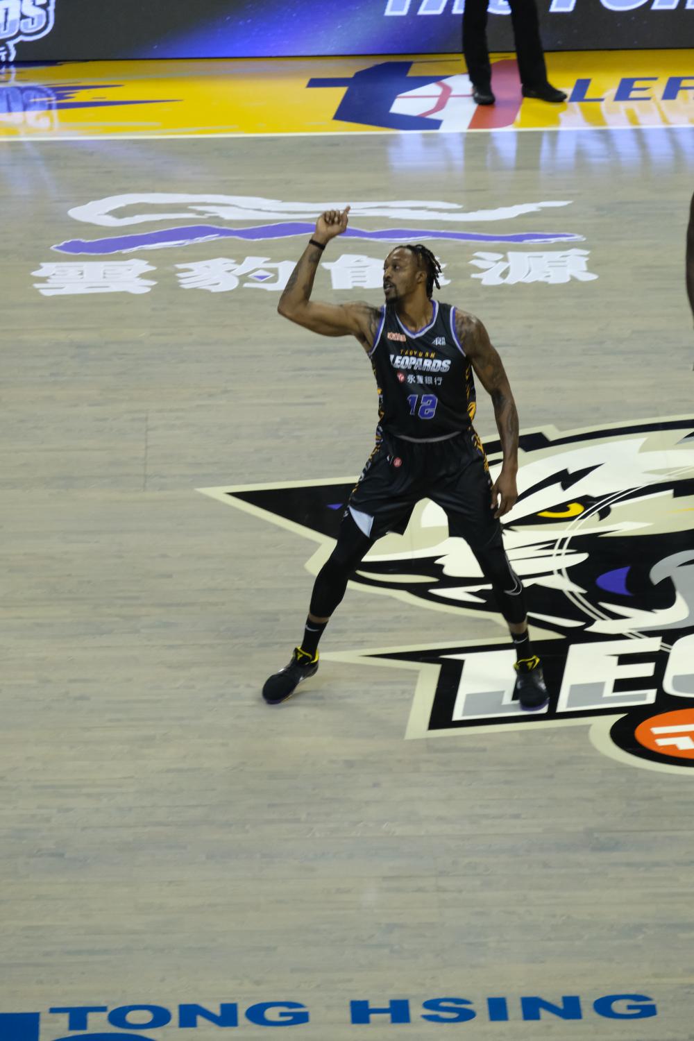 全場高喊 MVP！Dwight Howard 首戰砍 38+25+9 準大三元，帶領雲豹上演大逆轉！