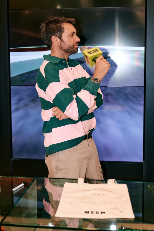 超愛大稻埕！ MSGM 品牌創辦人暨創意總監 Massimo Giorgetti 首次訪台，特別為台灣設計限定圖樣！