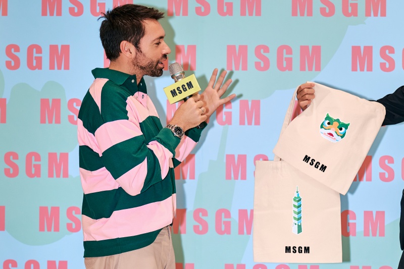 超愛大稻埕！ MSGM 品牌創辦人暨創意總監 Massimo Giorgetti 首次訪台，特別為台灣設計限定圖樣！