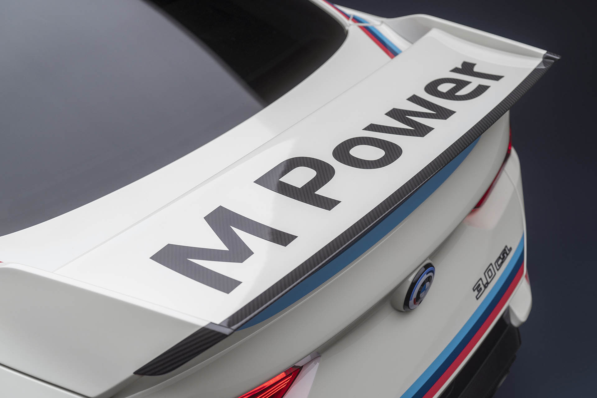 復刻 70 年代經典，BMW M 發表 3.0 CSL 限量車款、僅有 50 席的夢幻逸品！