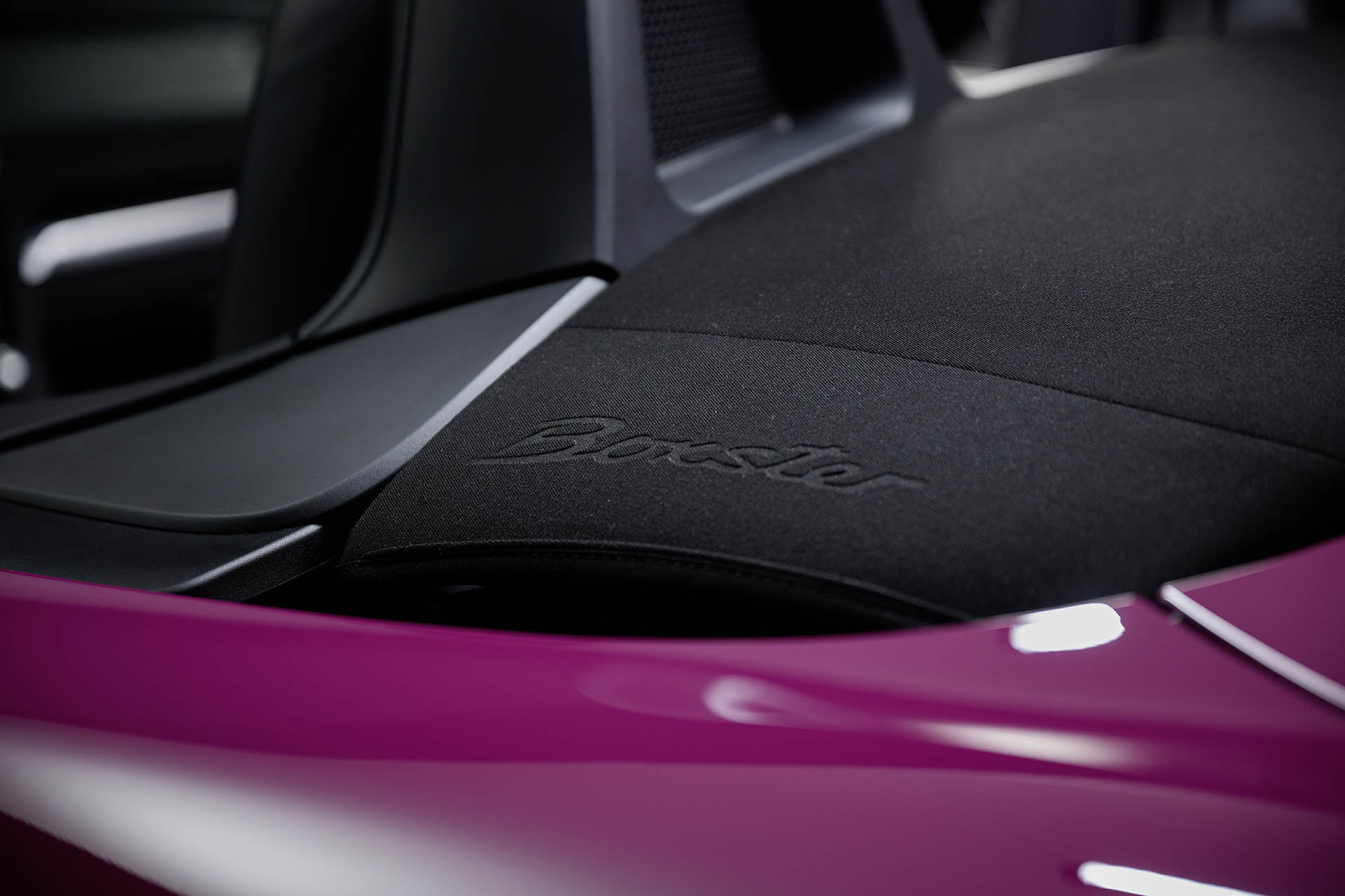 Porsche 718 Style Edition-2