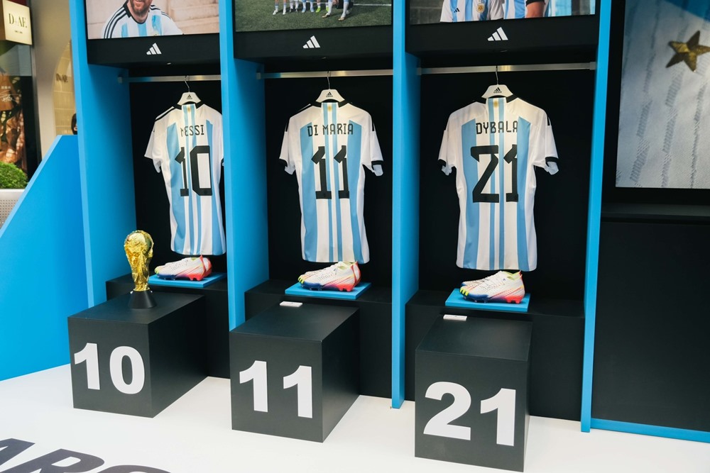 阿根廷&德國休息室、超大足球任你拍！adidas 世足快閃基地空降台北信義區，趕緊跟上全球足球熱！