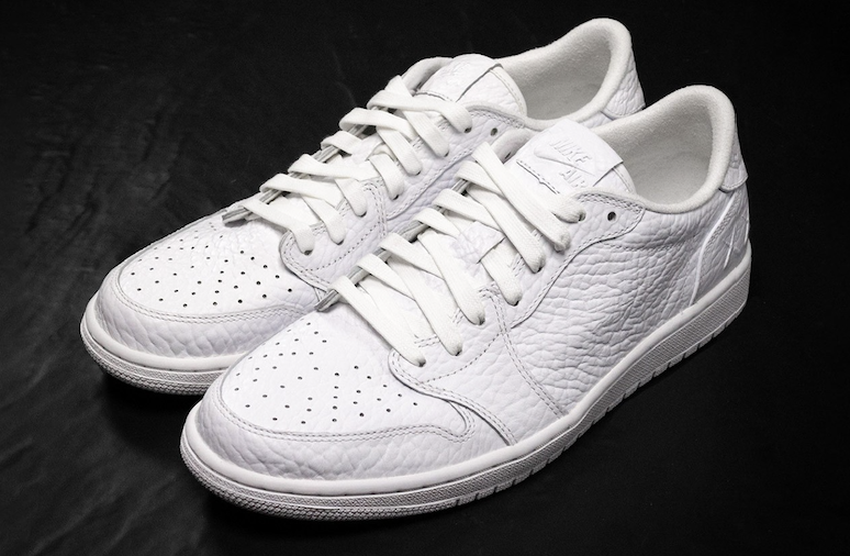 KAWS x Air Jordan 1 Low