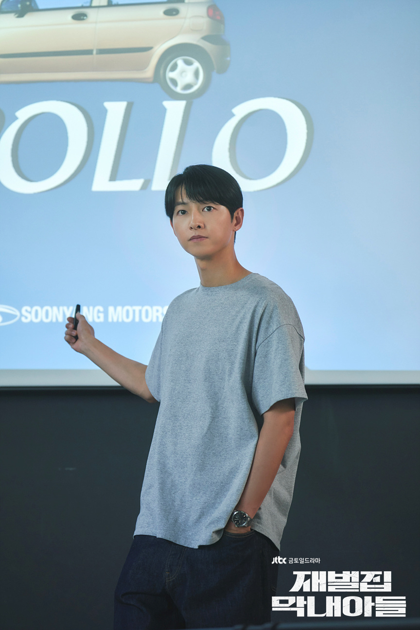 2022 年度「最亮眼演員」TOP 5！《財閥家的小兒子》宋仲基今年連兩部戲劇都爆紅！童星出生的「她」贏過眾人拿下第一！