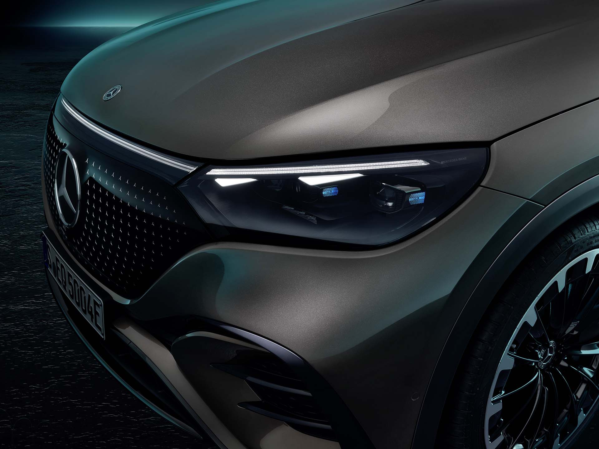 Mercedes-EQ EQE SUV-2