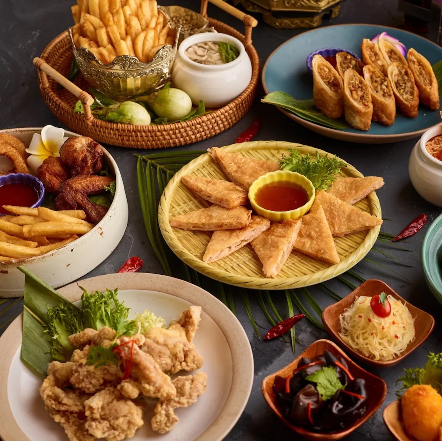 冬天就是要吃火鍋！五間特殊湯底火鍋盤點，季節限定「白酒胭脂蝦」、「胡椒豬肚雞」湯底、「神戶黑毛和牛」瞬移日本