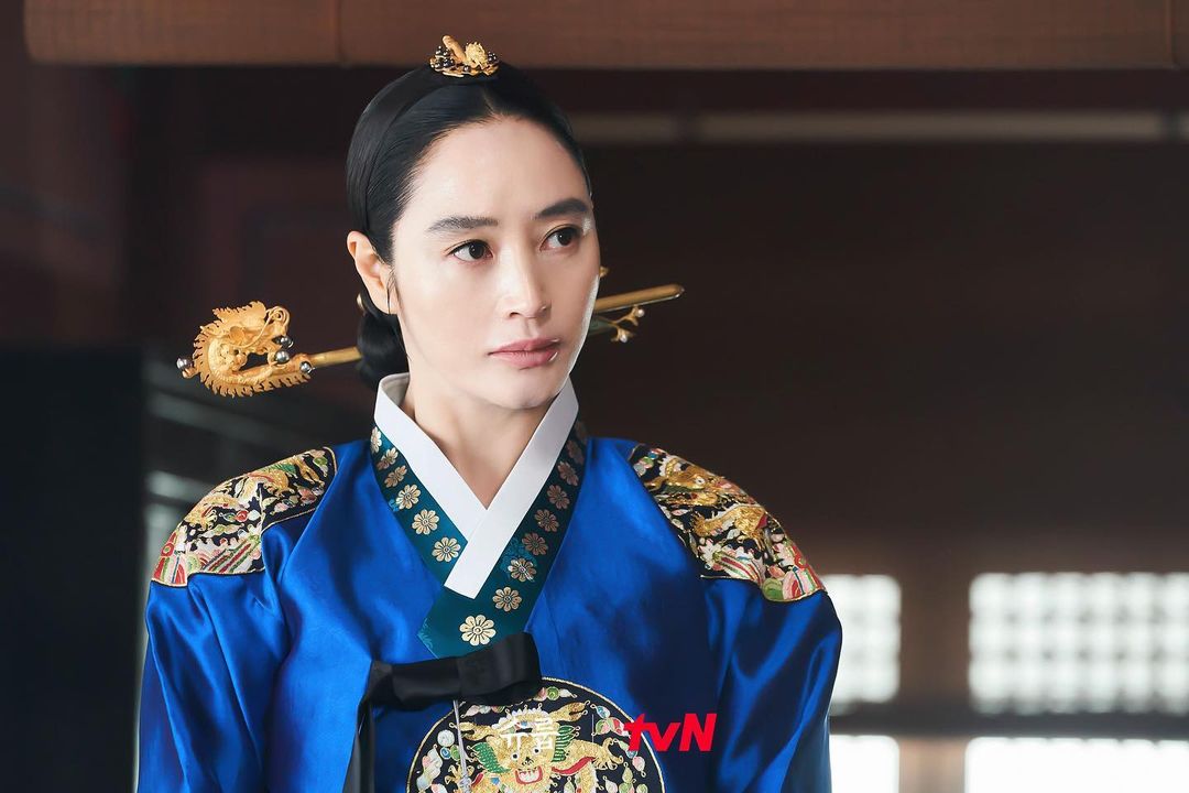 韓國數據分析公布！近期熱播戲劇演員熱度榜 TOP 5！《財閥家的小兒子》才播一半人氣緊逼《王后傘下》！