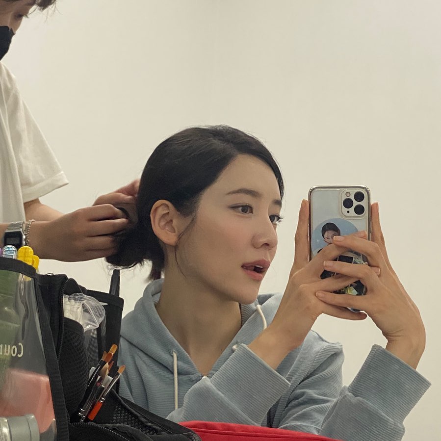《財閥家的小兒子》大嫂更像女主角？宋仲基禁忌戀對象曝光　朴智賢 3 大秘密人氣再翻紅